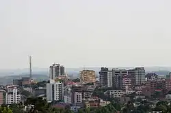 Partial view of the city's skyline.
