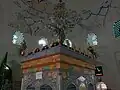 نمایی از داخل آرامگاه