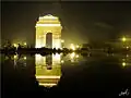 دروازه هند در شب