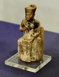 تندیس خوفو در موزه مصر