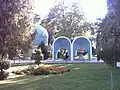 آرامگاه کمال الملک و عطار