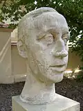 سردیس او