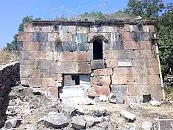 Կարենիսի վանքի եկեղեցին արտաքինից