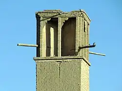 عکس از گذشته ایران برای ساخت بادگیر به جهت باد دقت میشده (عکس از یک بادگیر در شهر کاشان - استان اصفهان