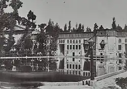 عمارت خروجی