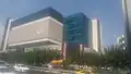 نمایی از پردیس سینمایی کورش در کنار بزرگراه شهید ستاری