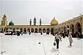 تصویری از حیاط مسجد کوفه