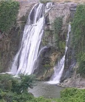 Kuntala-waterfalls