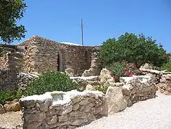 نمایی از لامپدوزا الینوزا