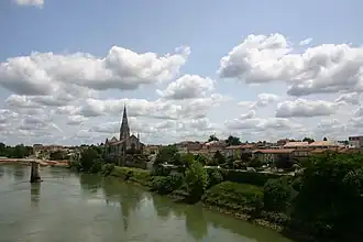 Langon and the گارون