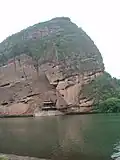 نمای نزدیک از صخره