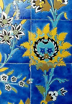 کاشی‌کاری مسجد شیخ لطف‌الله