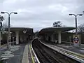 Looking north ("eastbound") along centre terminating platform