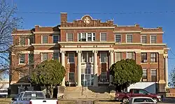 Lynn County Courthouse in Tahoka