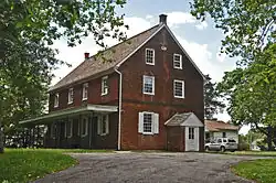 کوئیکرها Meetinghouse