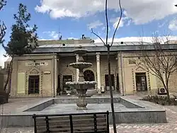 خانه پدری محمود حسابی