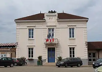 The town hall in Polliat