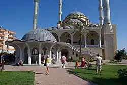یک مسجد در ماناوگات