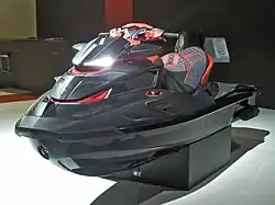جت‌اسکی فیبرکربنی منصوری «بلک مارلین»