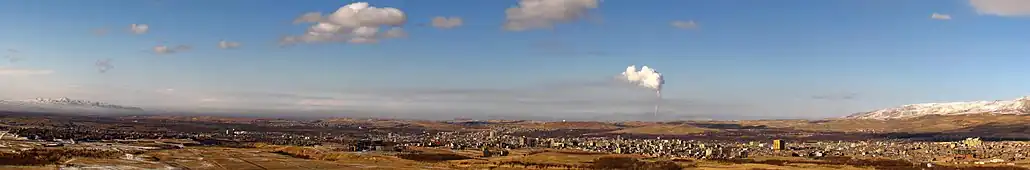 سراسرنمایی از مراغه.
