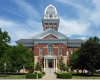Saline County Courthouse in Marshall