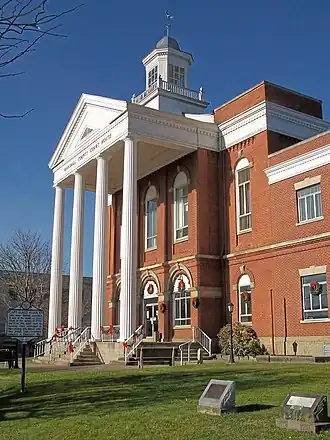 The Marshall County Courthouse (completed in 1876) in Moundsville in 2006