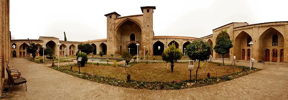مجموعه تاریخی فرحآباد ساری
