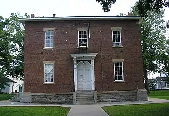 Metcalfe County courthouse in Edmonton, Kentucky