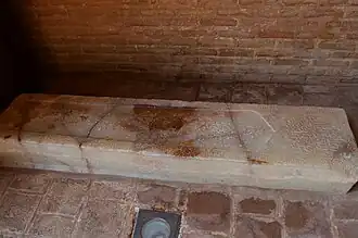 سنگ گوری دیرینه