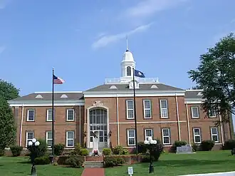 Monroe County courthouse in Tompkinsville, Kentucky