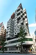 برج کپسول ناکاجین]