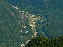 Newhalem from nearby Trappers Peak, پارک ملی کسکیدز شمالی