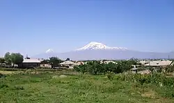 نمایی از نور کیورین و آرارات