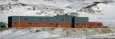 دبیرستان Attagoyuk Ilisavik، پانگنیرتونگ