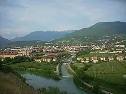سراسرنمایی از منطقه