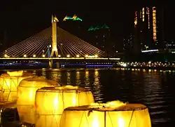 رود پرل در شب
