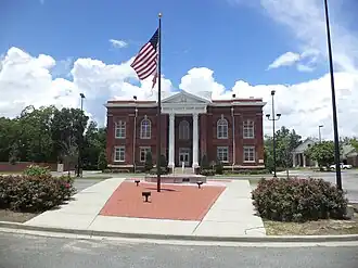 Pierce County Courthouse in Blackshear