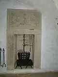 شومینه‌ای داخل قلعه