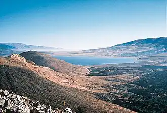 دریاچه قرعون یا رود لیتانی، بالاتر از روستای قرعون در بقاع در لبنان