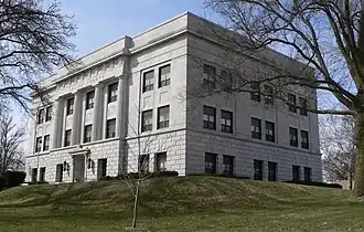 Saline County courthouse in Wilber