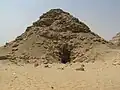 نمایی از شمال هرم به همراه در ورودی به اتاق‌های زیرین
