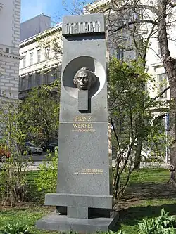 Ֆրանց Վերֆելի դիմաքանդակ-հուշակոթող