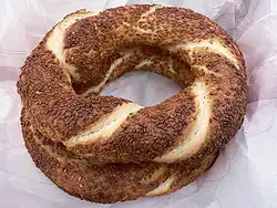 نوعی نان کنجدی