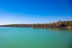 خور آذینی در روستای گونمردی