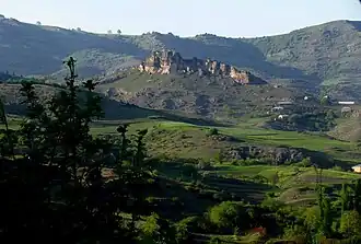 نمایی از پیرامون تاووش