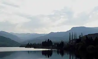 سد آبی تاووش