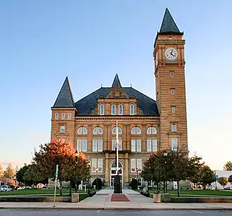 Tipton County courthouse in Tipton