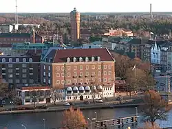 The یوتا (رود) river and Trollhättan Water Tower in central Trollhättan