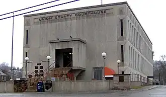 Union County Courthouse in Maynardville