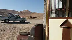 جاده کنار گذر بخشداری لار